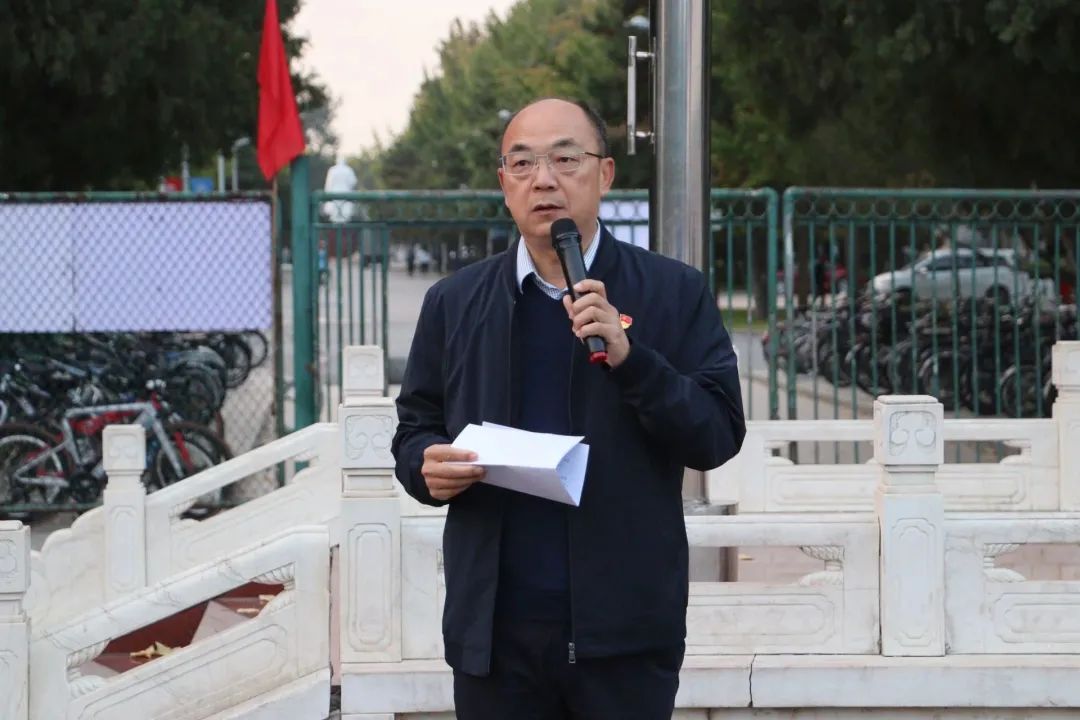 a390a59fa795400484bb0d6ebf1f8383.jpg